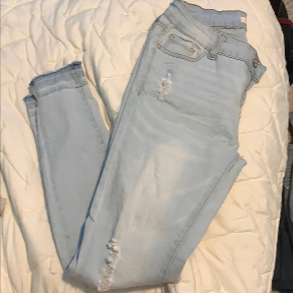 Light Skinny Ripped Jeans